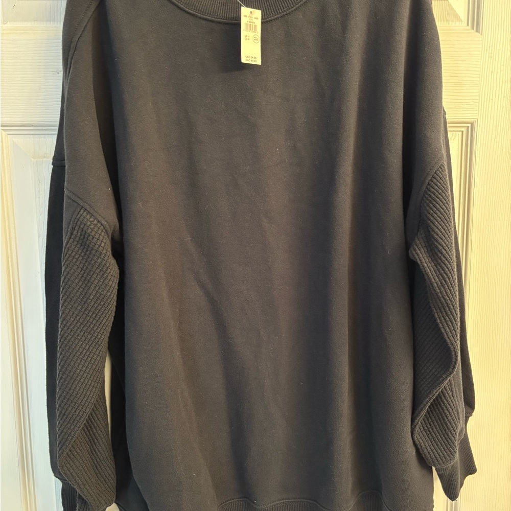 Women’s Aerie “getaway”  sweatshirt with waffle detail;  size Medium - black